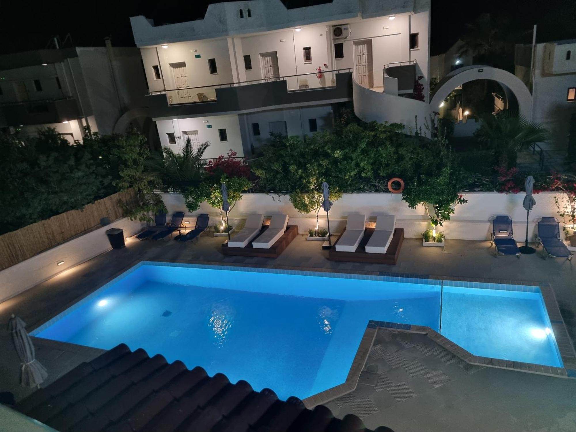 Eloque Simple Living Space Kato Daratso Dış mekan fotoğraf