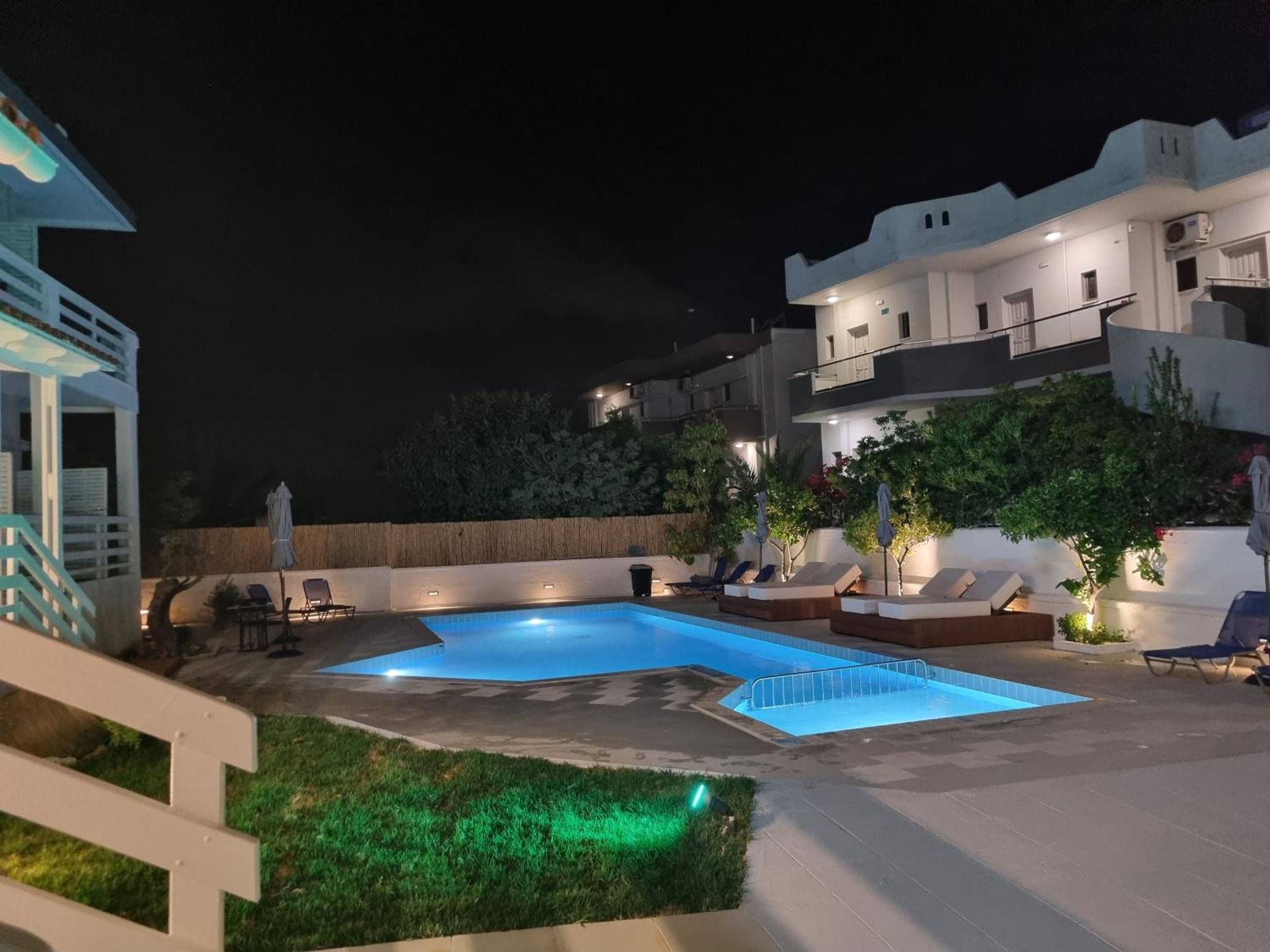 Eloque Simple Living Space Kato Daratso Dış mekan fotoğraf