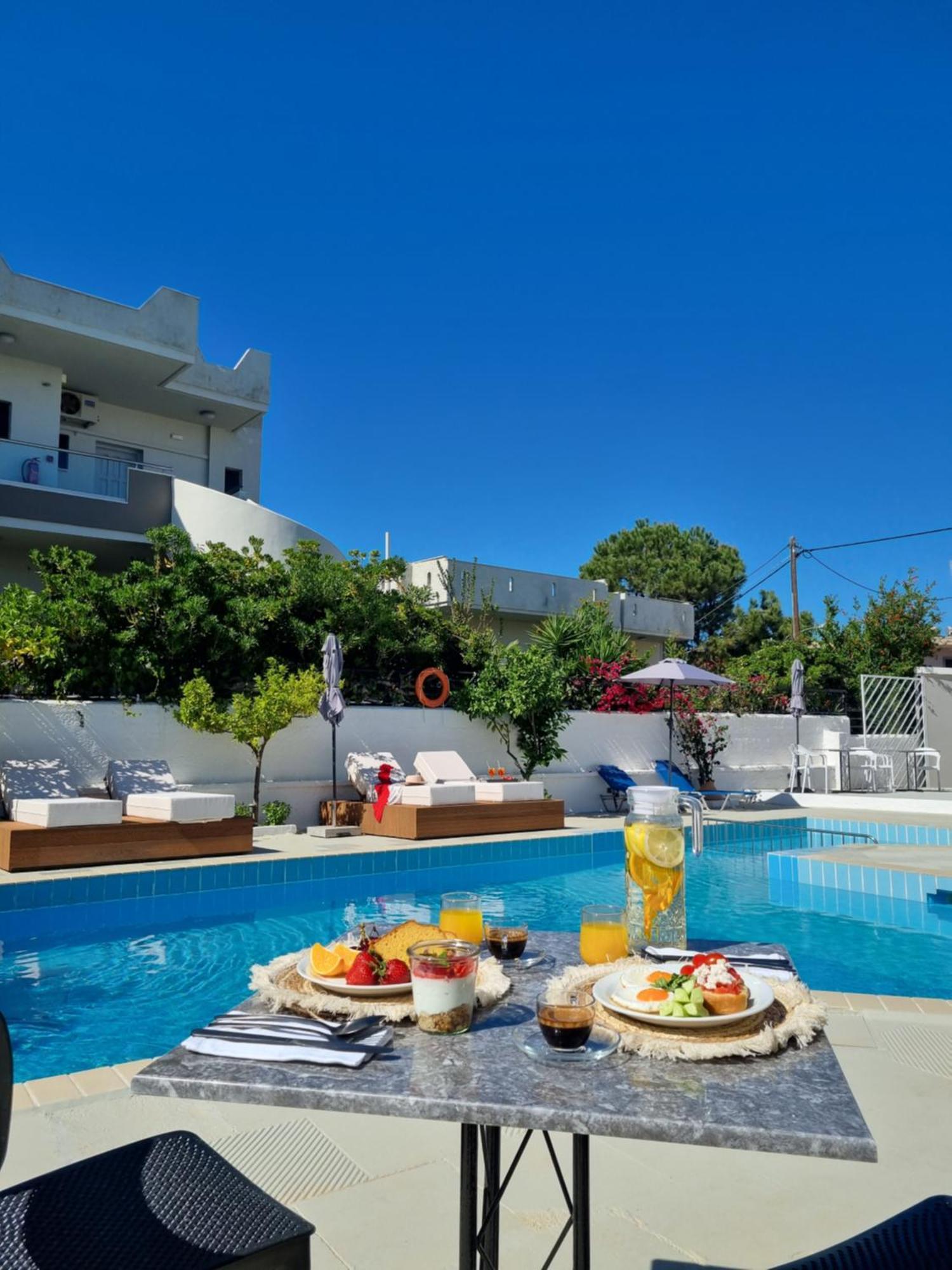 Eloque Simple Living Space Kato Daratso Dış mekan fotoğraf